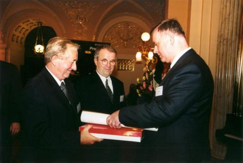MR2001_Zofin_9